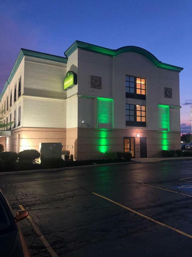 Wingate By Wyndham - Streetsboro Hotell Exteriör bild